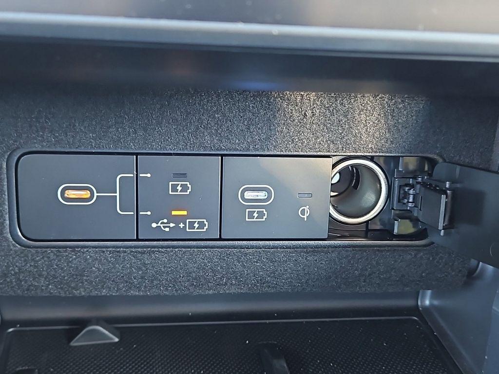 2025 Hyundai Sonata Hybrid SEL - Photo 11