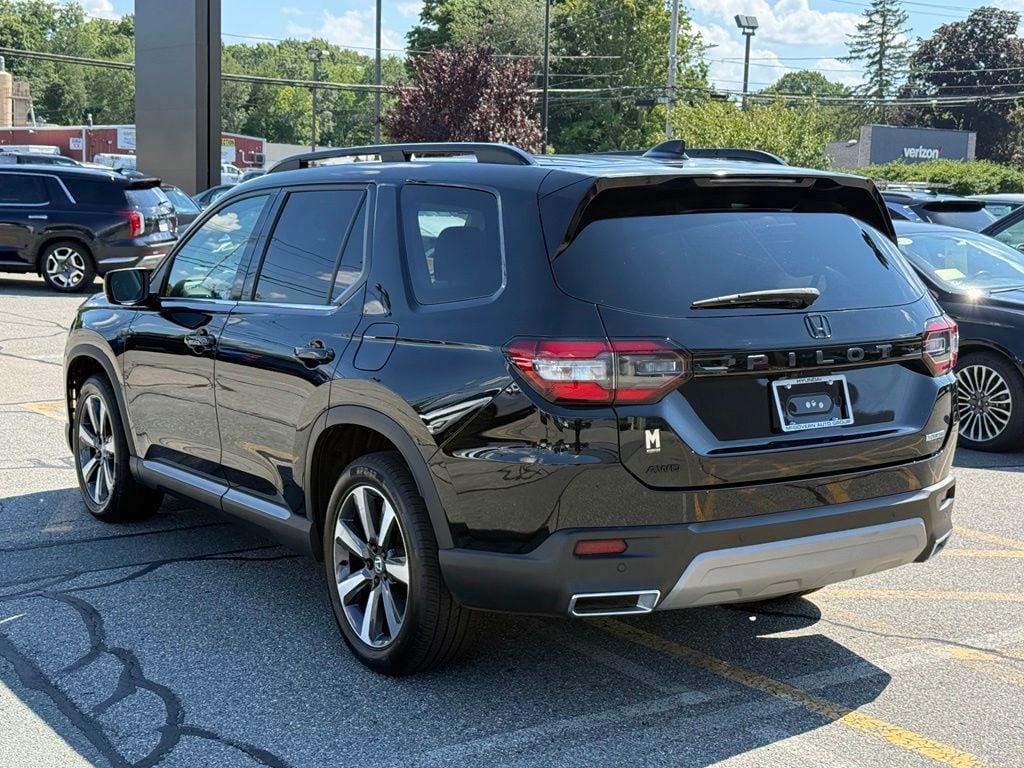 Used 2023 Honda Pilot Touring SUV