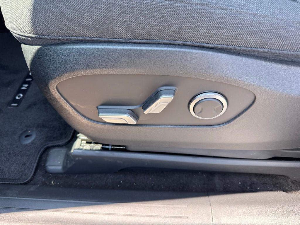 2026 Hyundai IONIQ 9 SE - Photo 19