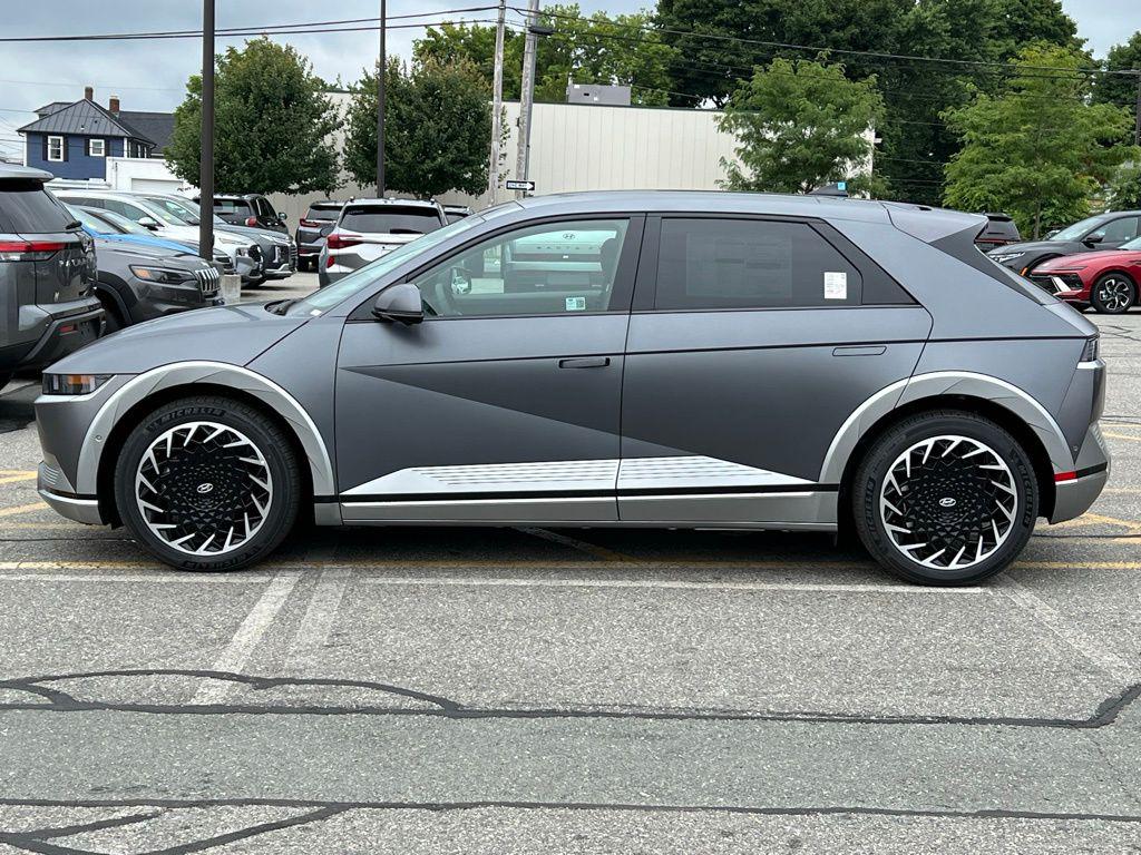 2024 Hyundai Ioniq 5 Limited photo 2