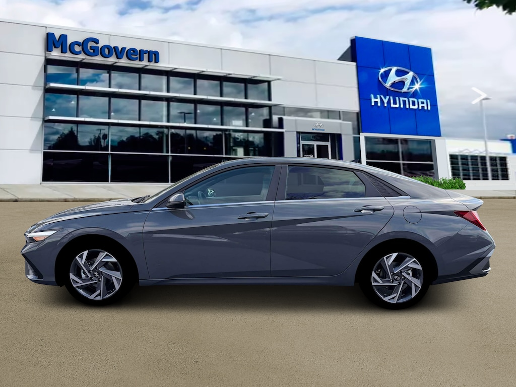 New 2026 Hyundai Elantra Hybrid Limited Sedan