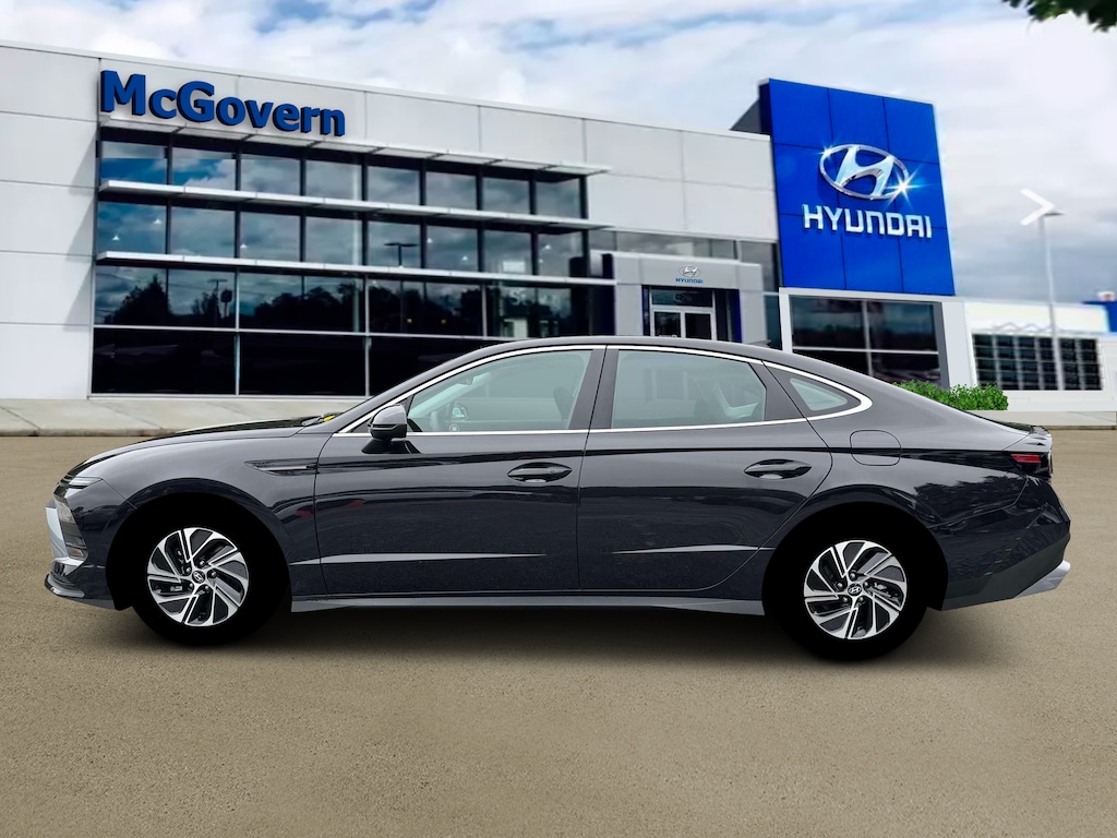 New 2026 Hyundai Sonata Hybrid Blue Sedan