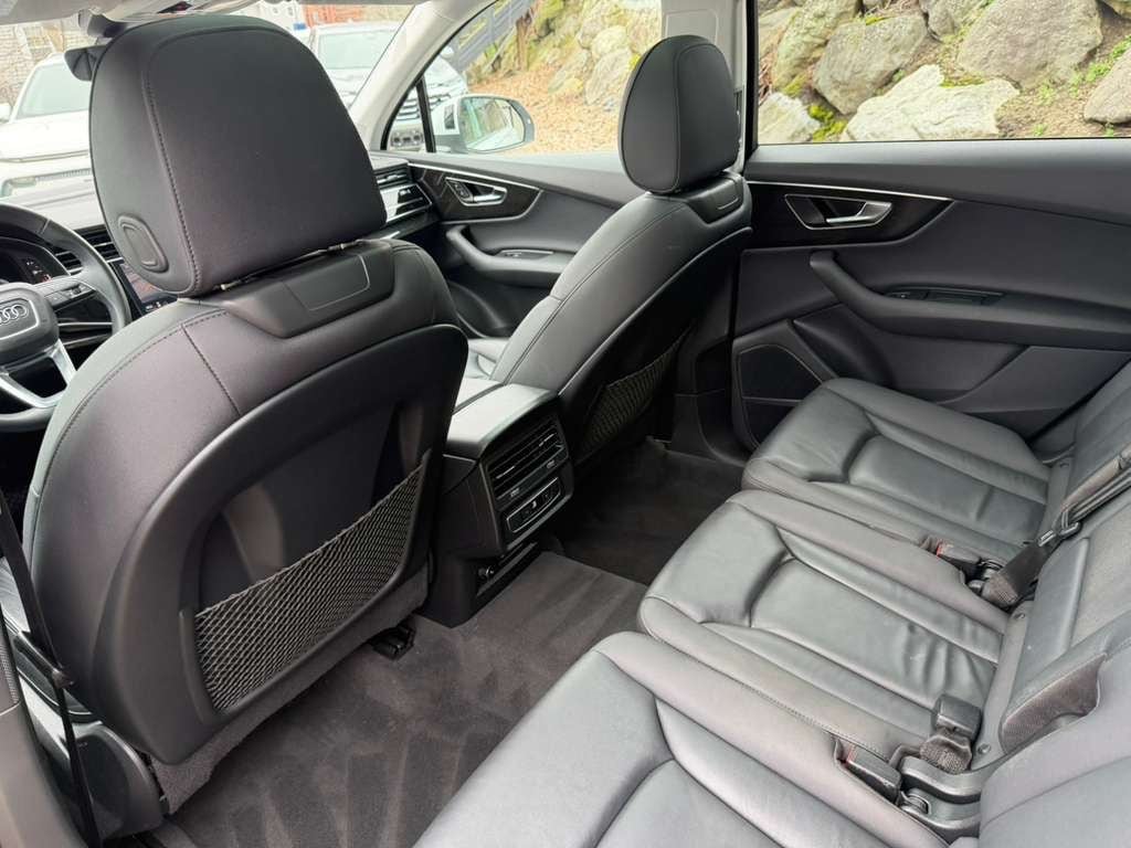 2022 Audi Q7 Premium Plus - Photo 20