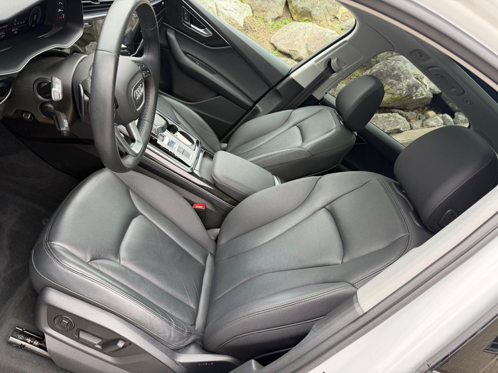 2022 Audi Q7 Premium Plus - Photo 13