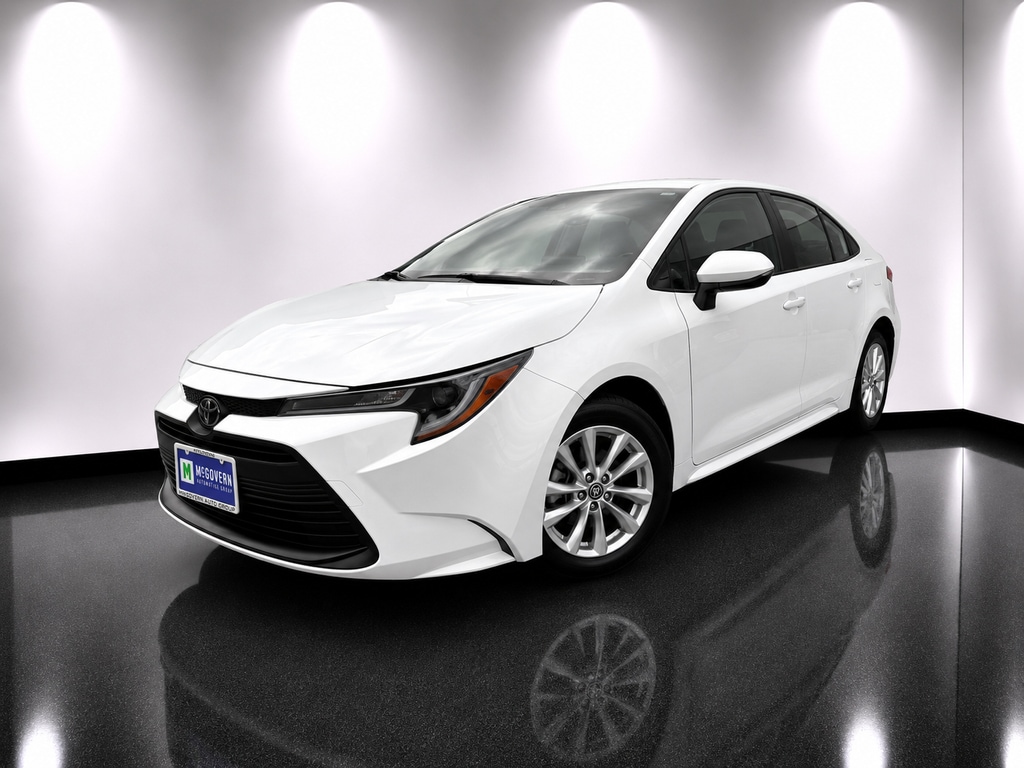 Used 2023 Toyota Corolla LE Sedan