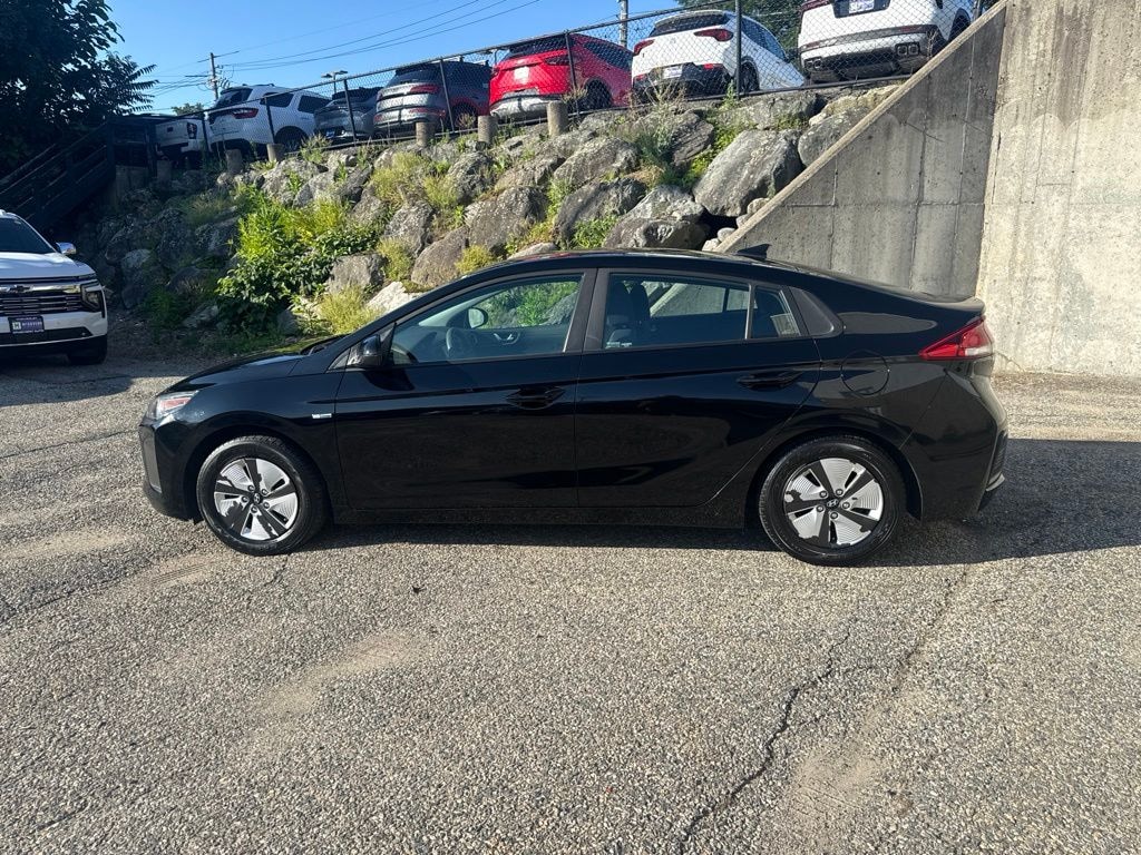 Used 2017 Hyundai Ioniq Hybrid Blue Hatchback