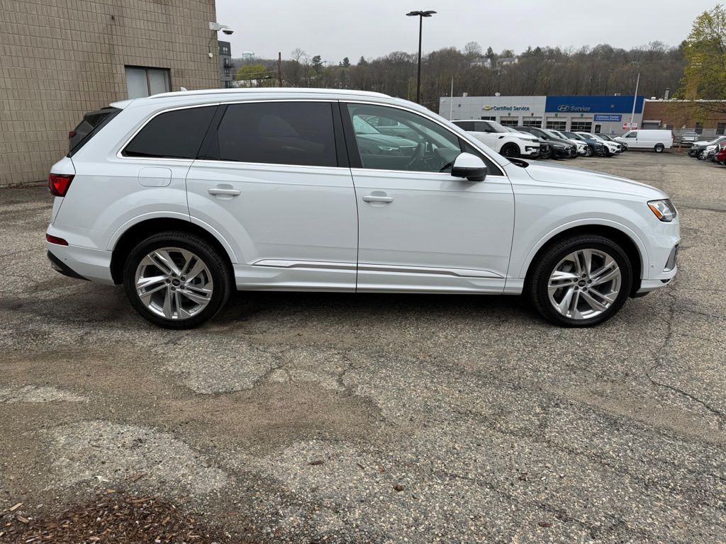 2022 Audi Q7 Premium Plus - Photo 7