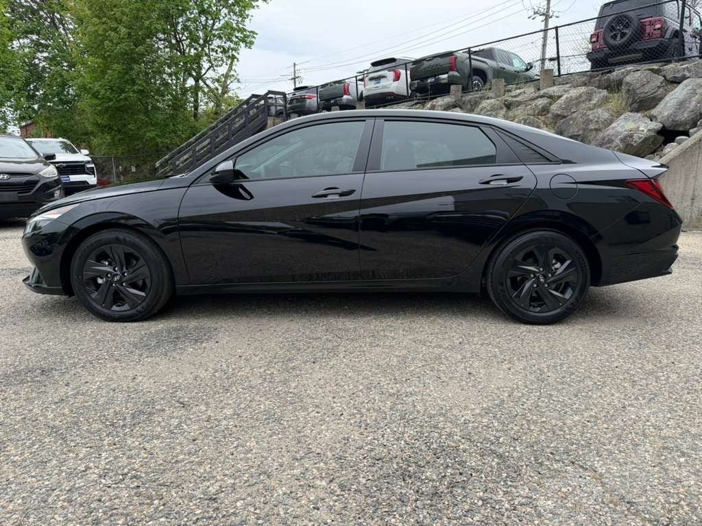 Used 2023 Hyundai Elantra SEL Sedan