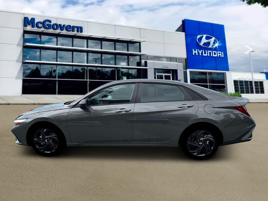 New 2026 Hyundai Elantra SEL Sport Premium Sedan