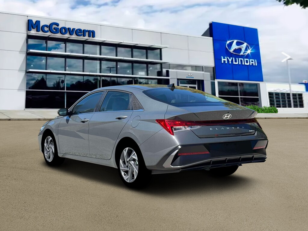 New 2026 Hyundai Elantra Limited Sedan
