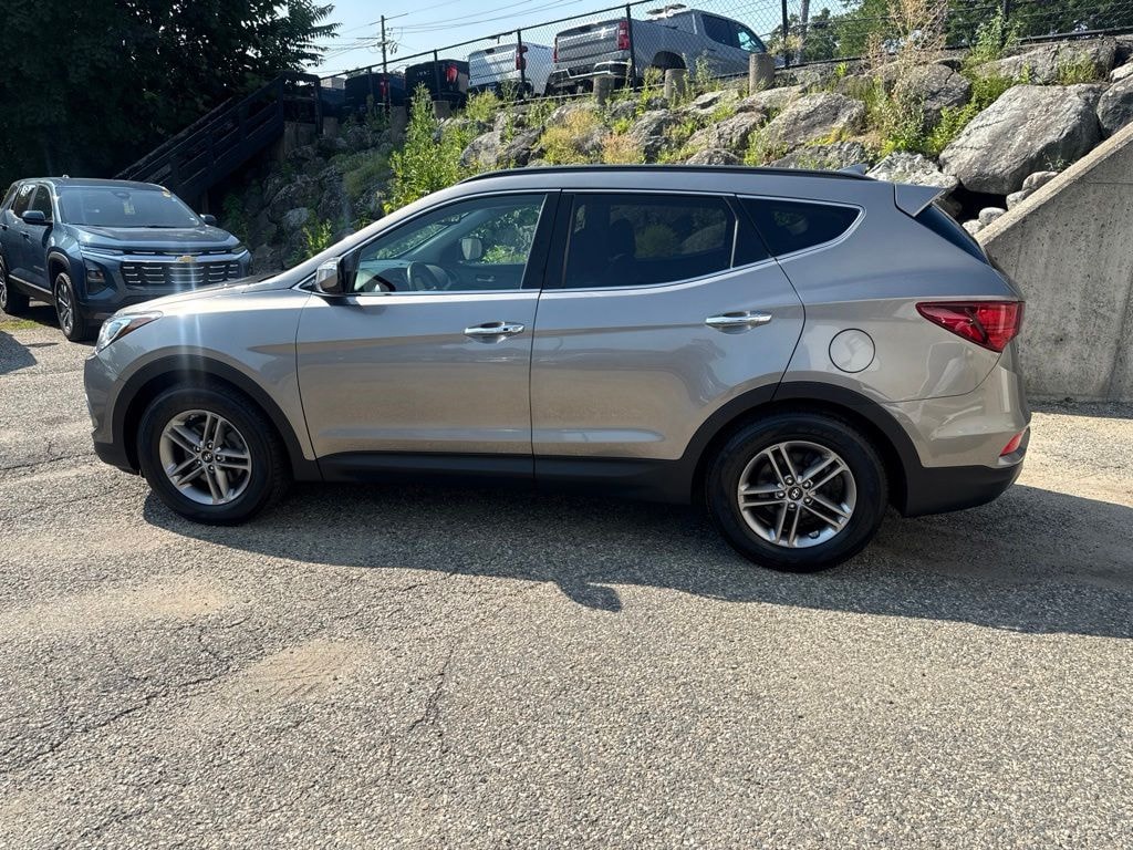 Used 2017 Hyundai Santa Fe Sport 2.4L SUV
