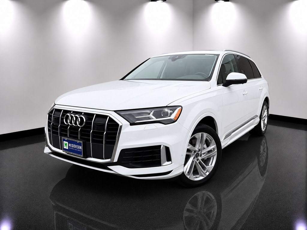 2022 Audi Q7 55 Premium Plus quattro Tiptronic's photo