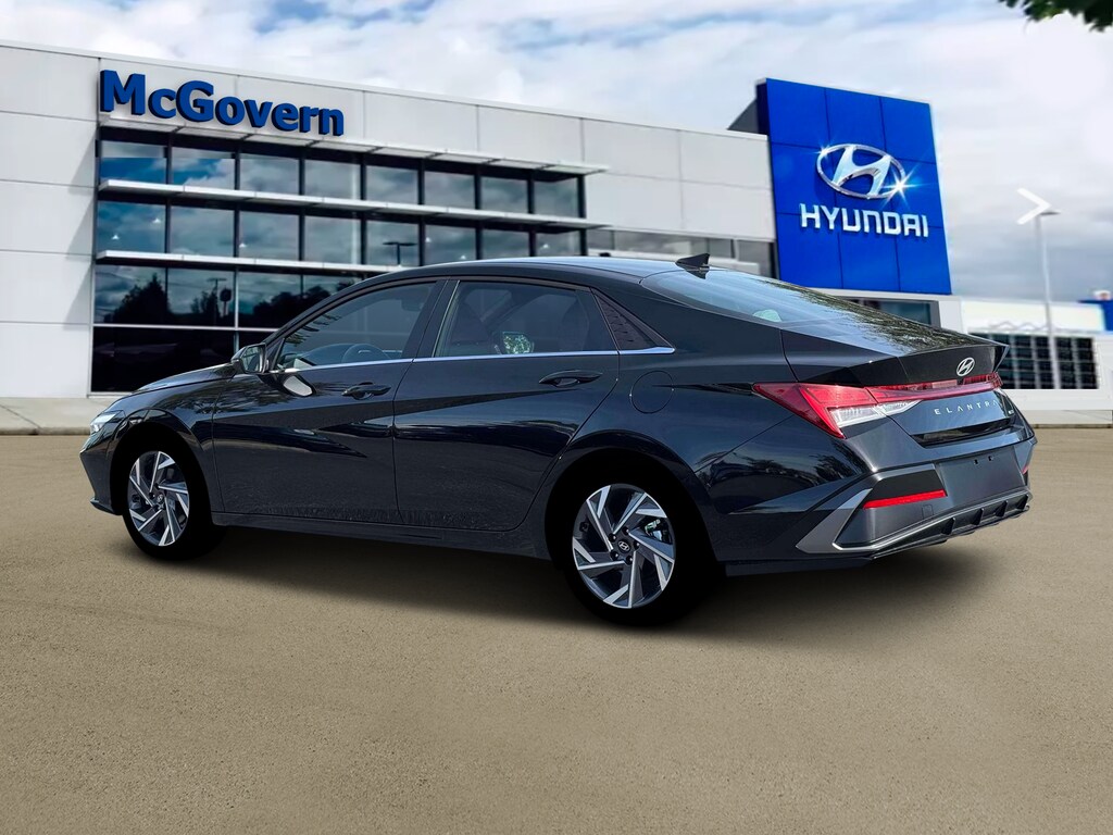New 2026 Hyundai Elantra Hybrid Limited Sedan