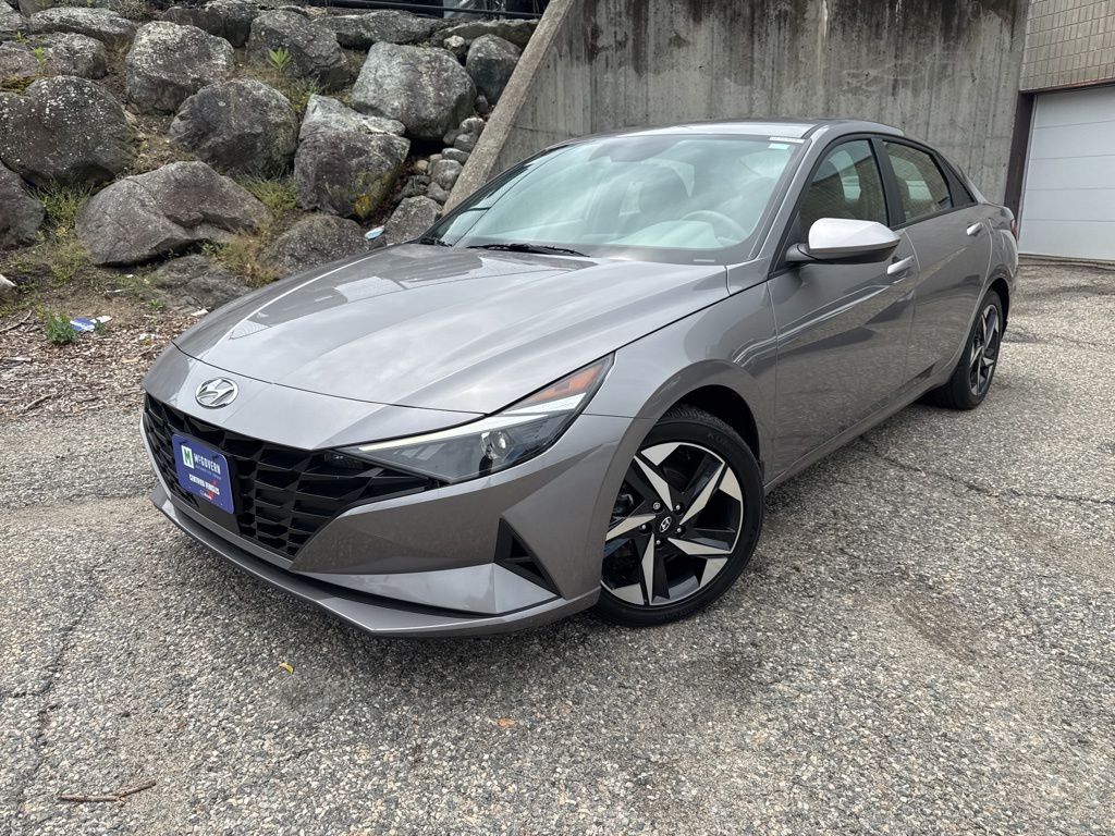 2023 Hyundai Elantra 2.0 SEL IVT SULEV's photo