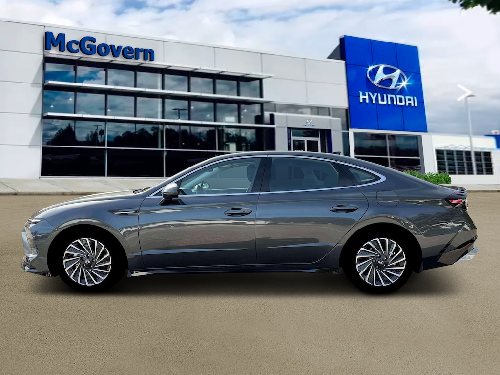 New 2026 Hyundai Sonata Hybrid SEL Sedan