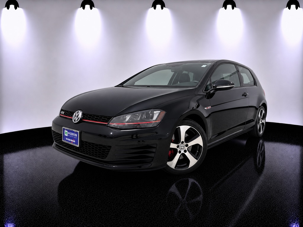 2015 Volkswagen Golf GTI 2.0T SE 2-door PZEV's photo