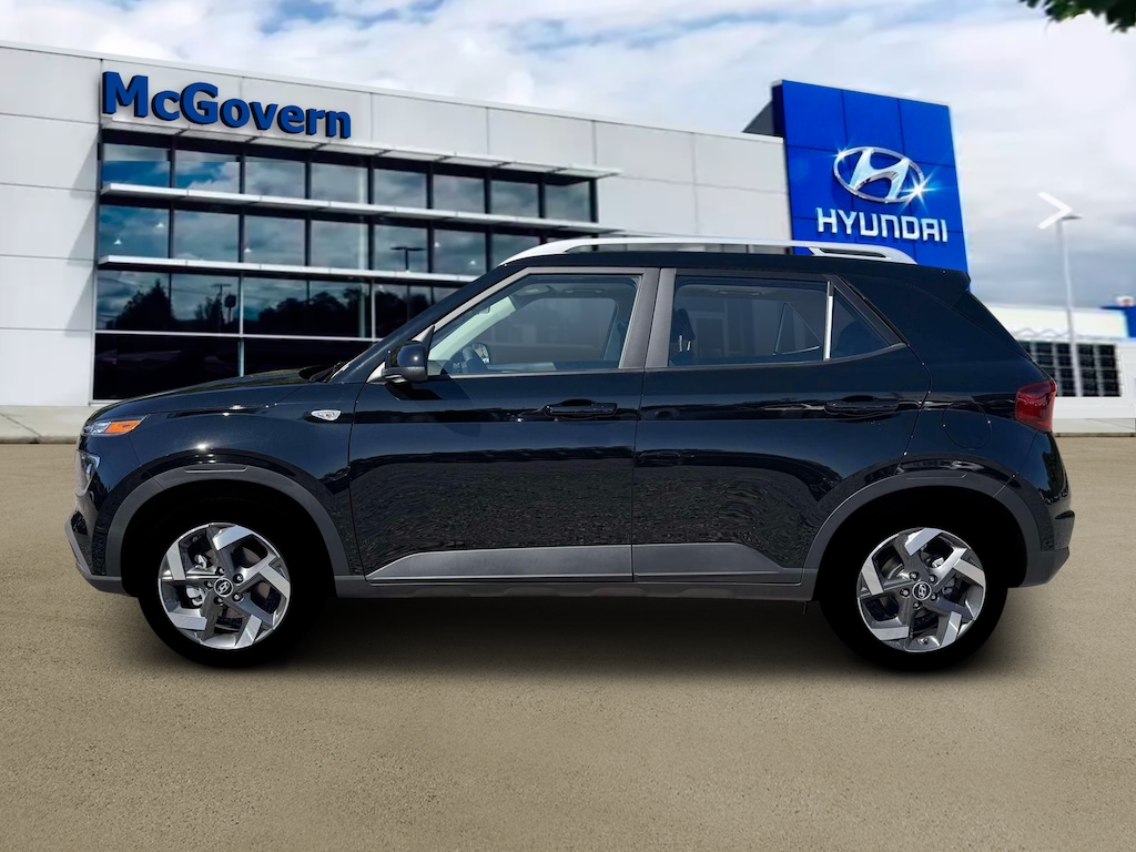 New 2026 Hyundai Venue SEL SUV