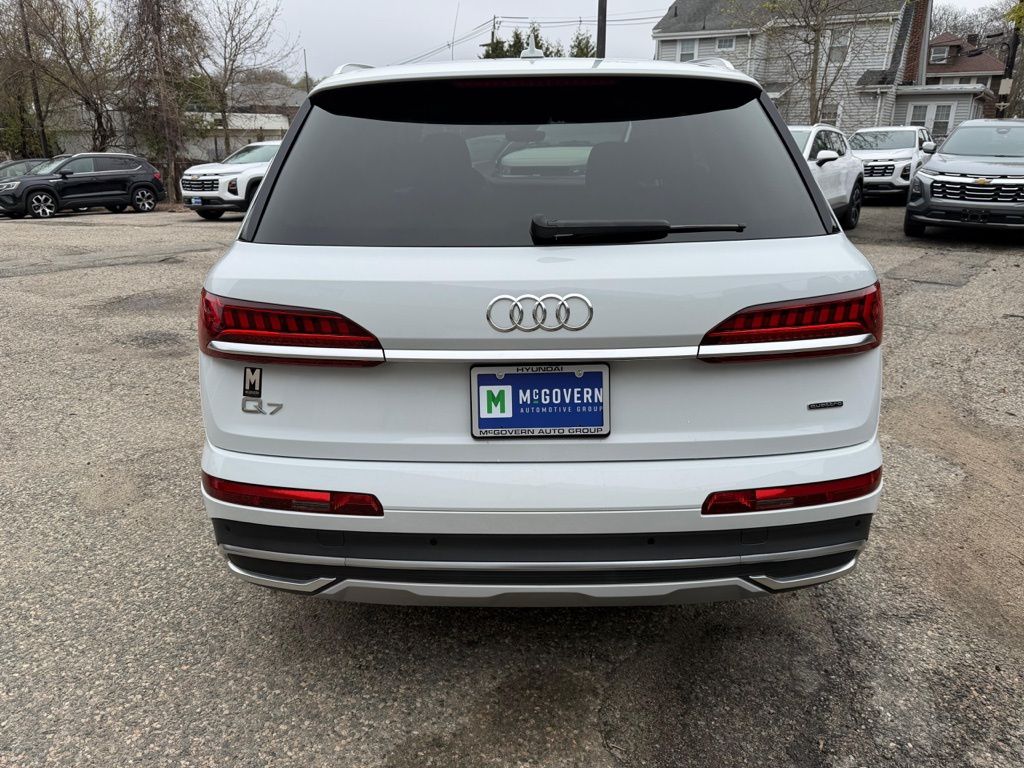 2022 Audi Q7 Premium Plus - Photo 4