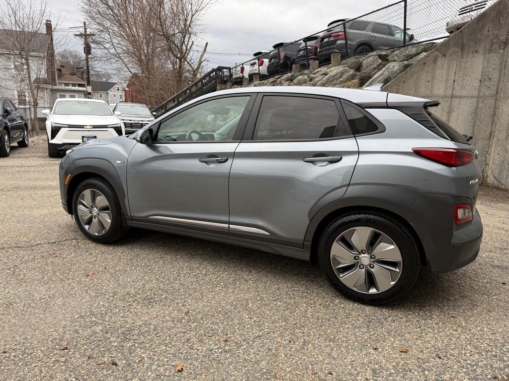 Used 2020 Hyundai Kona EV Limited with VIN KM8K33AG1LU071875 for sale in Arlington, MA