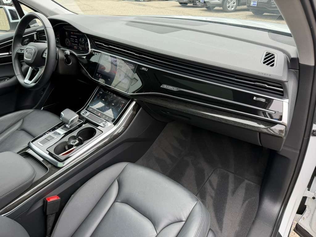 2022 Audi Q7 Premium Plus - Photo 16