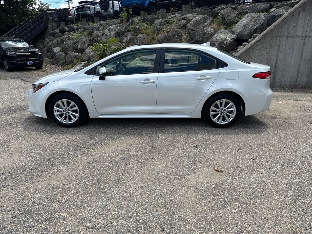 Used 2023 Toyota Corolla LE Sedan