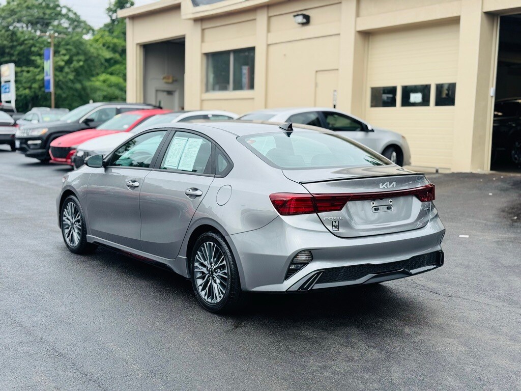 2023 Kia Forte GT-Line photo 3