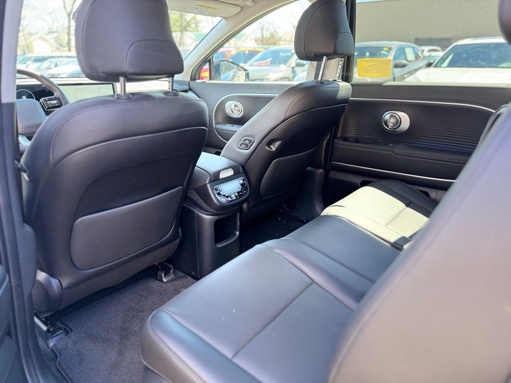 2026 Hyundai IONIQ 9 SEL - Photo 23