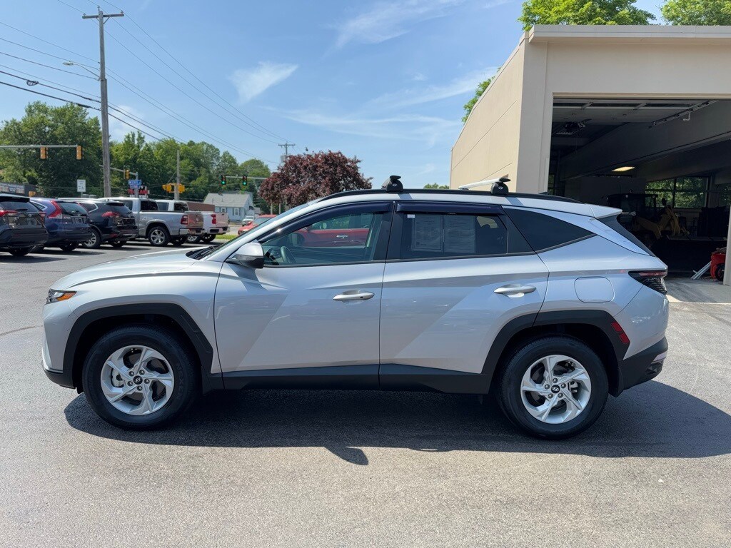 2022 Hyundai Tucson SEL photo 2