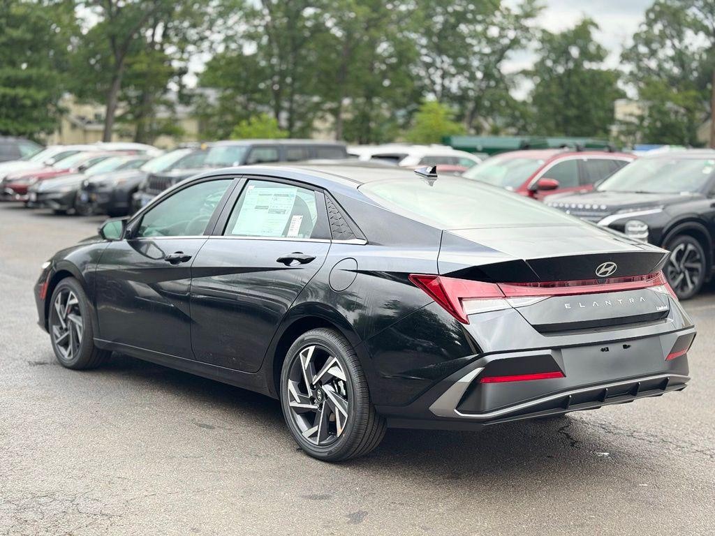 New 2026 Hyundai Elantra Limited Sedan