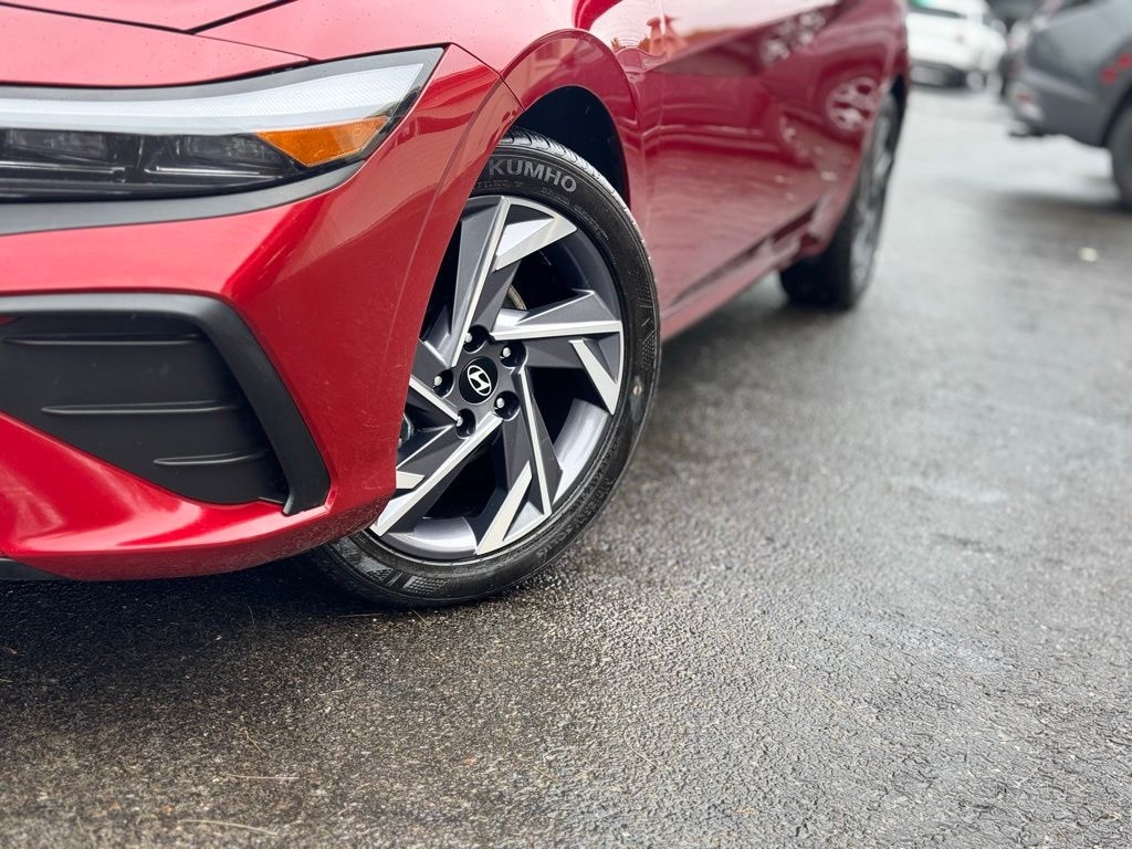 Certified 2025 Hyundai Elantra SEL Sport Sedan