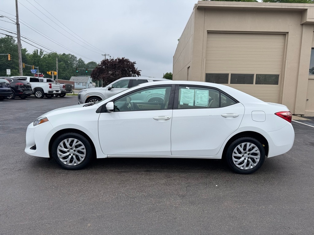 Used 2017 Toyota Corolla LE with VIN 2T1BURHE9HC847814 for sale in Leominster, MA