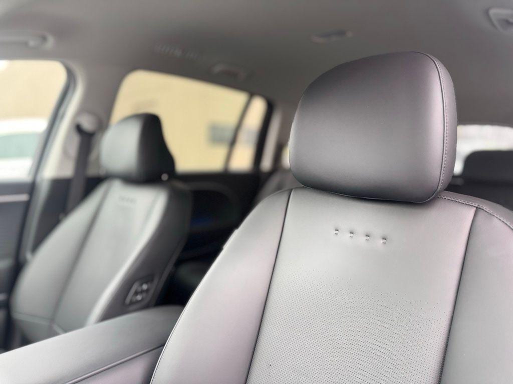 2026 Hyundai IONIQ 9 SEL - Photo 15