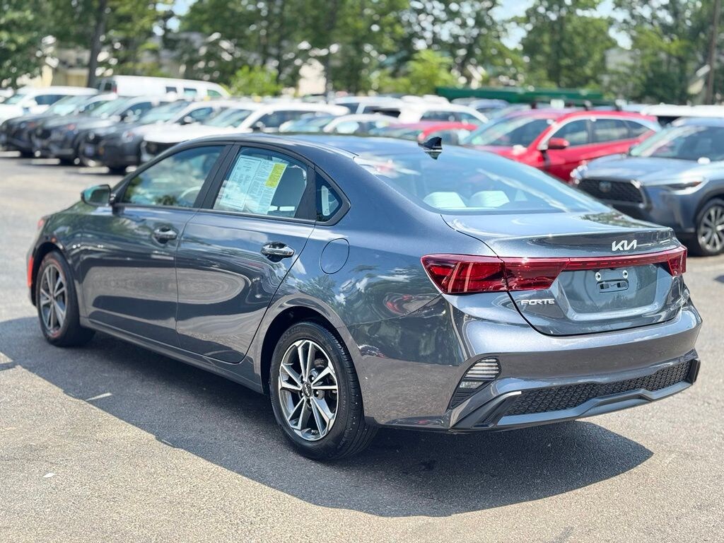 Used 2023 Kia Forte LXS Sedan