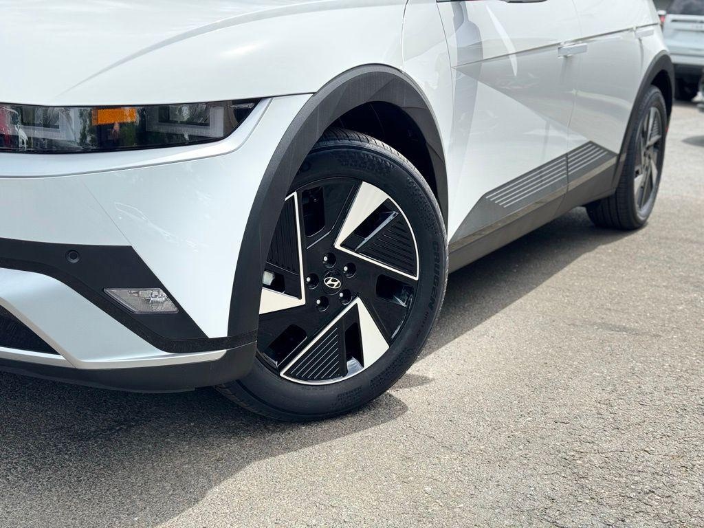 New 2026 Hyundai IONIQ 5 SE SUV