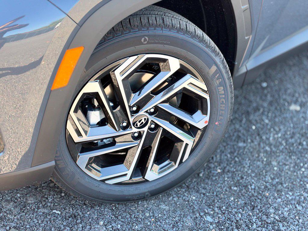 New 2026 Hyundai Tucson SEL Plus AWD SUV