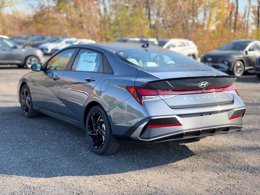 New 2026 Hyundai Elantra SEL Sport Plus Sedan