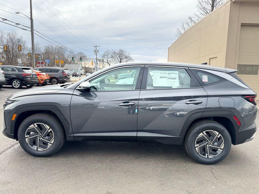 New 2026 Hyundai Tucson Hybrid Blue SUV