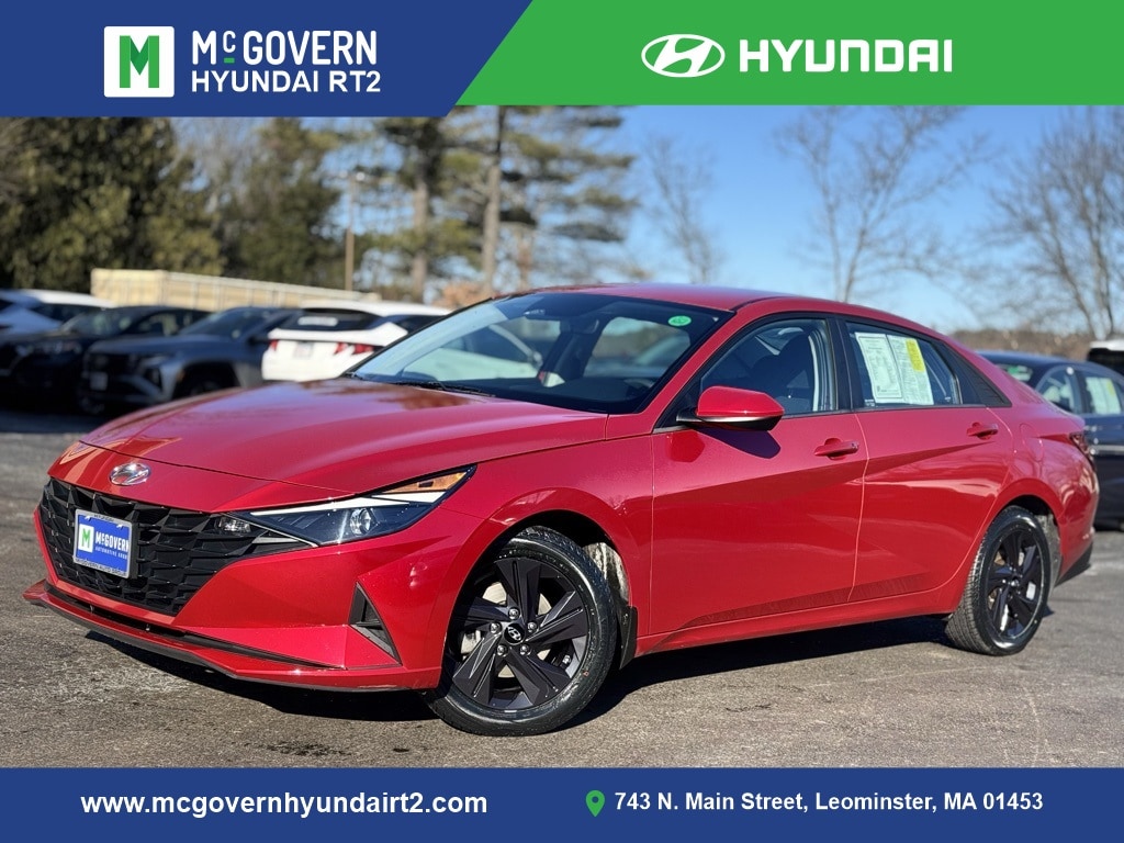 2022 Hyundai Elantra SEL's photo