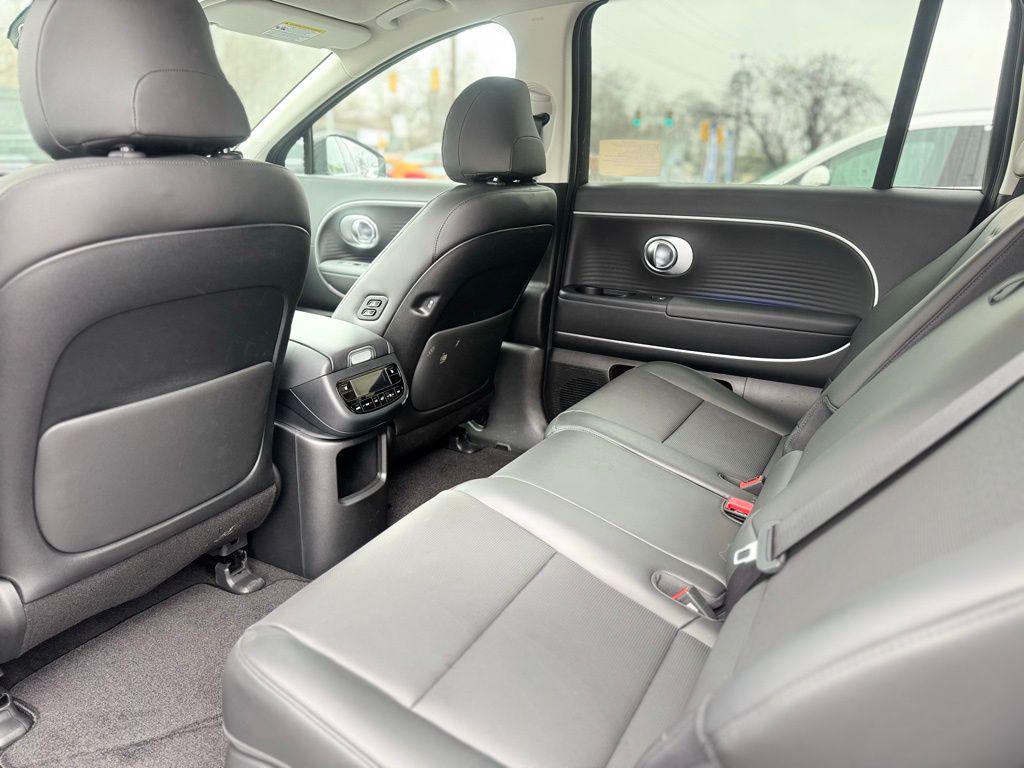 2026 Hyundai IONIQ 9 SEL - Photo 22