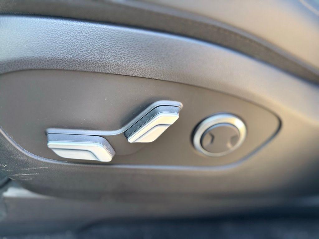 2026 Hyundai IONIQ 9 SEL - Photo 16