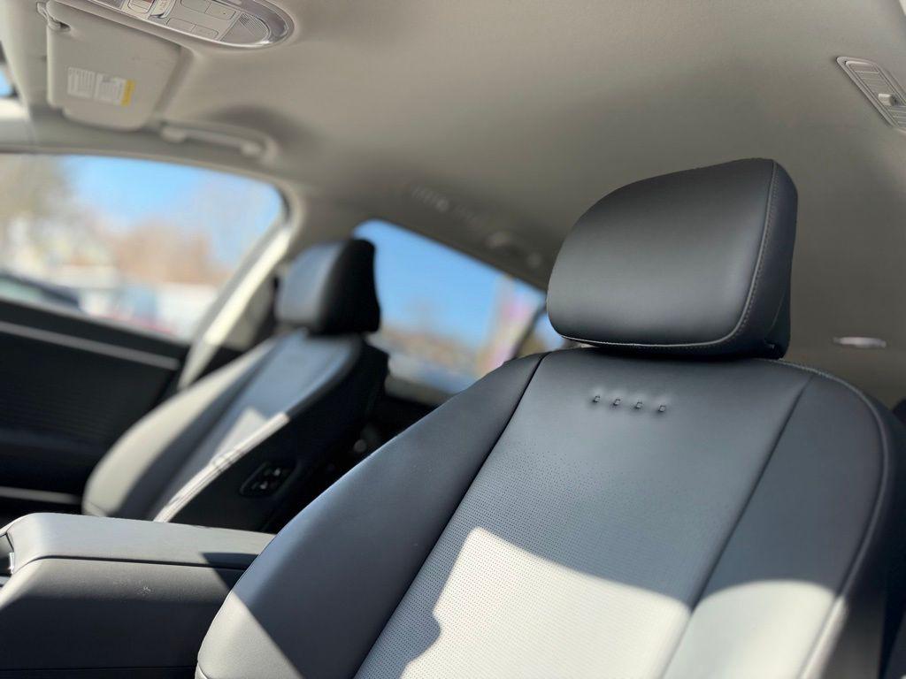 2026 Hyundai IONIQ 9 SEL - Photo 12
