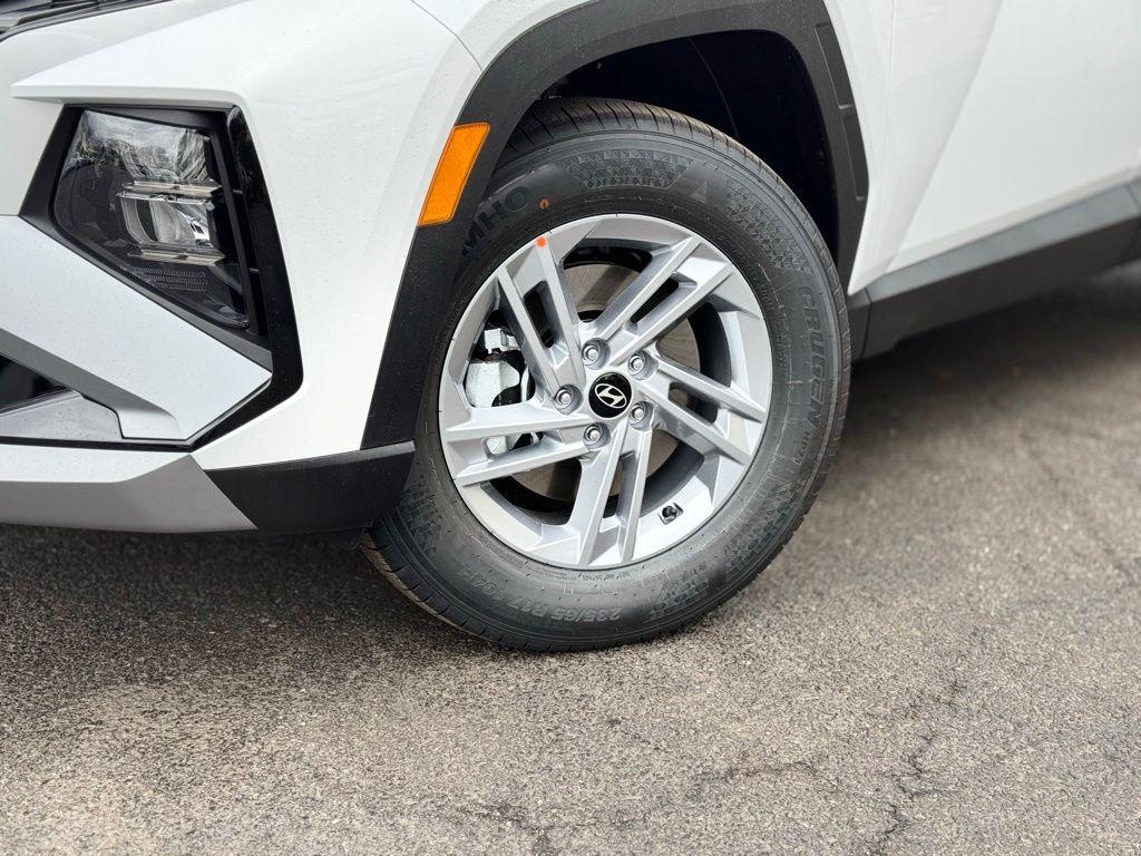 New 2026 Hyundai Tucson SE AWD SUV
