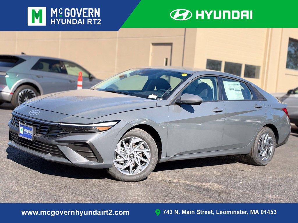  Hyundai Elantra Hybrid