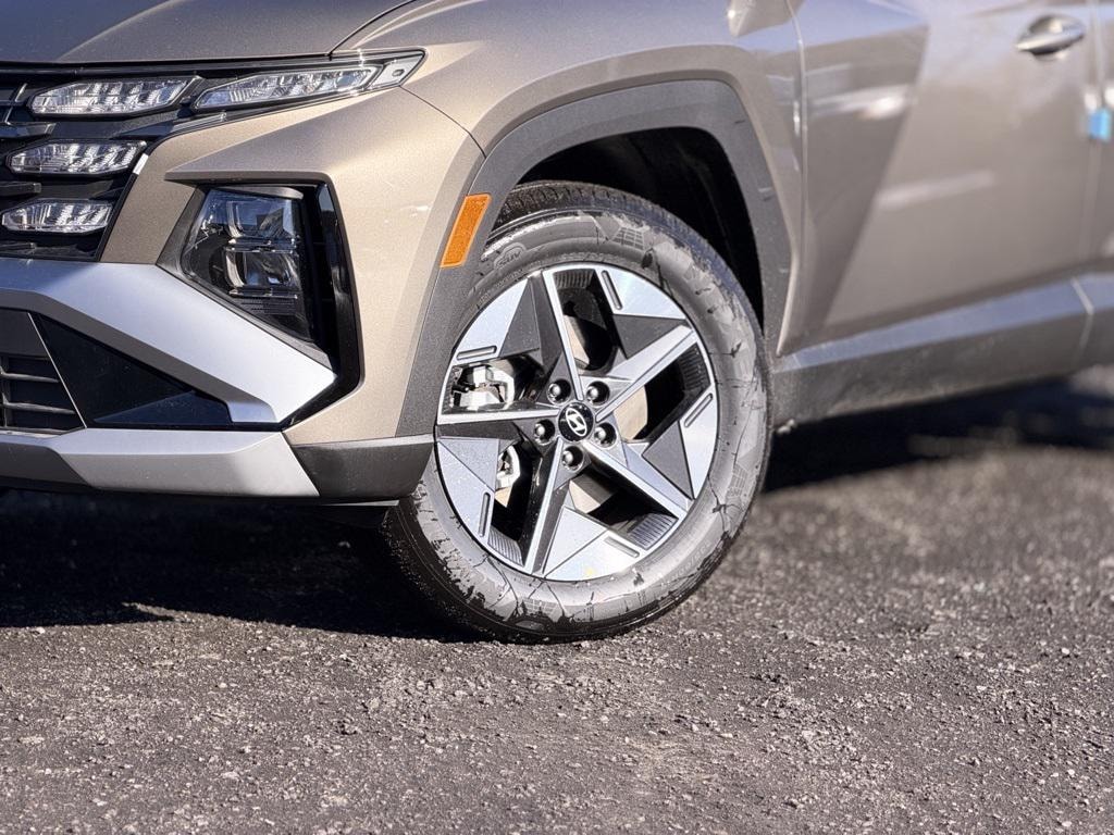 New 2026 Hyundai Tucson Plug-In Hybrid SEL SUV