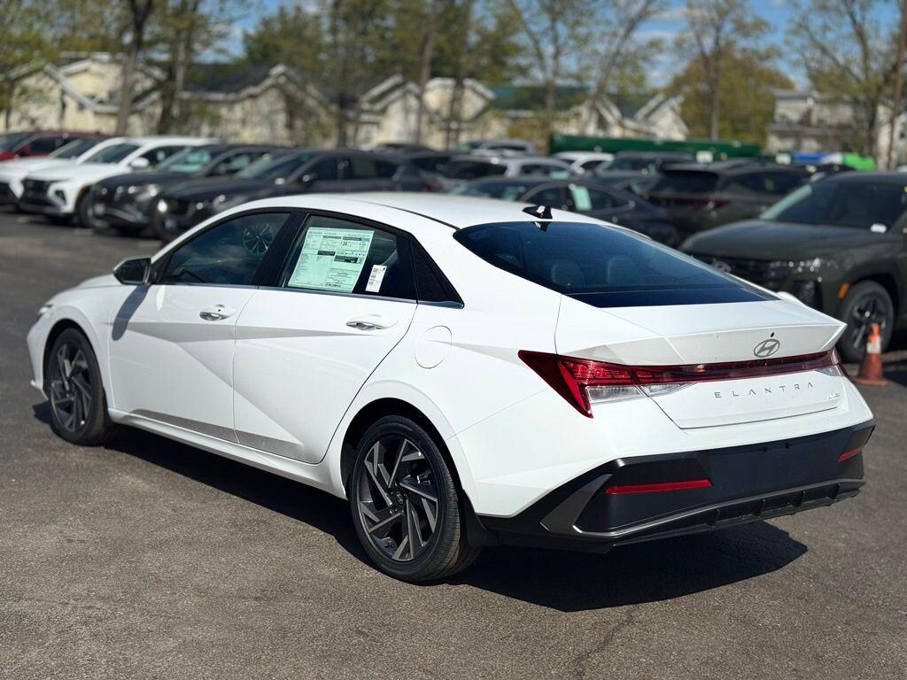 New 2026 Hyundai Elantra Limited Sedan