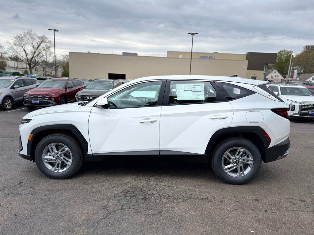 New 2026 Hyundai Tucson SE AWD SUV