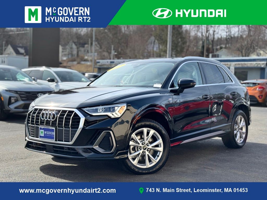 2025 Audi Q3 45 TFSI S Line Premium quattro's photo