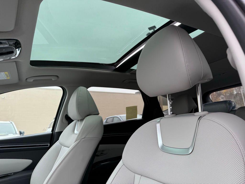 2024 Hyundai Tucson Limited - Photo 14