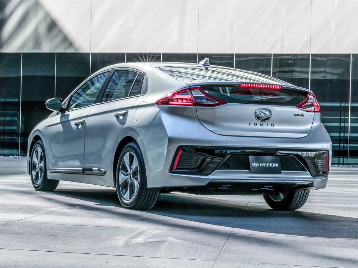 Used 2019 Hyundai Ioniq EV Limited Hatchback