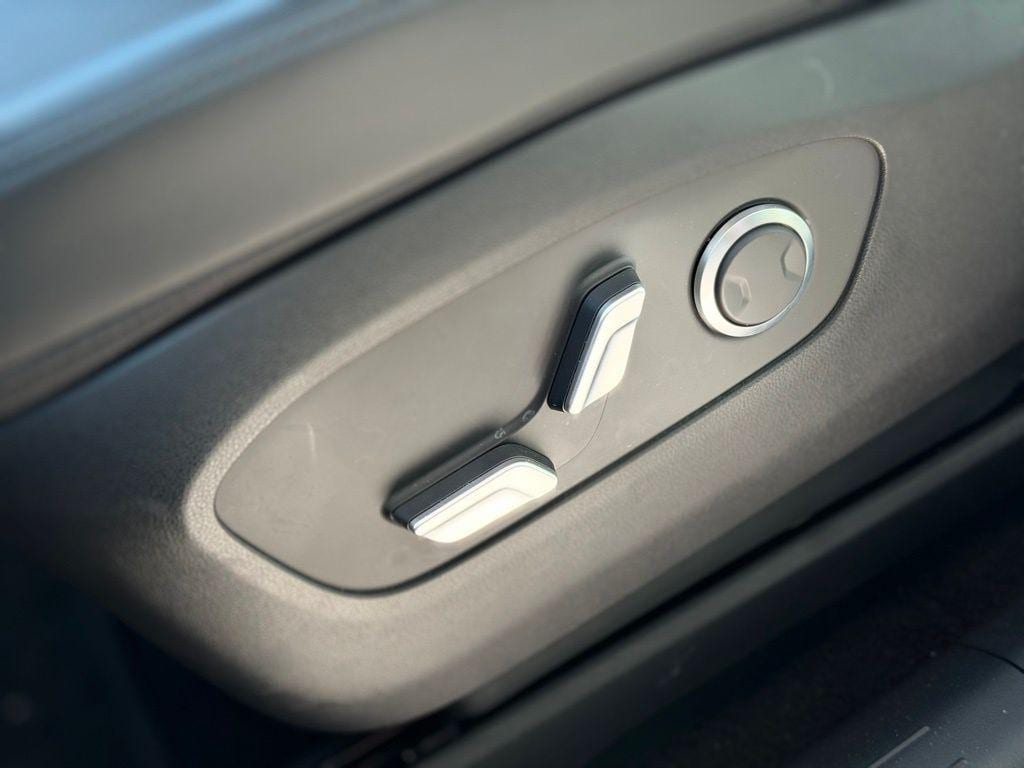 2026 Hyundai IONIQ 9 SEL - Photo 13
